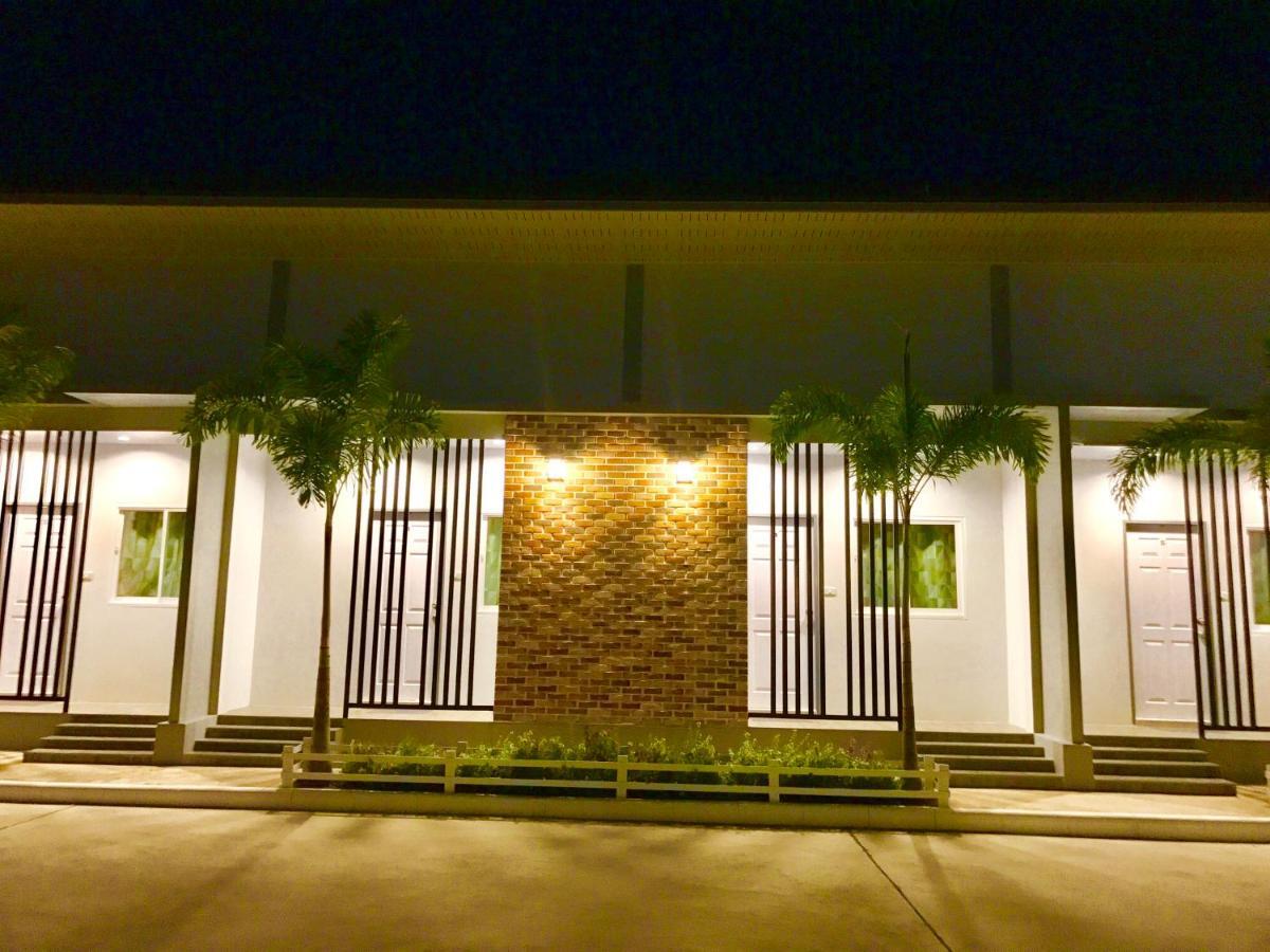 סטאהיפ Baan Klangdao Resort מראה חיצוני תמונה